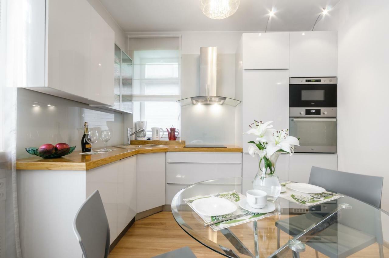 Nr 1 Europa22 Centrum Apartment Old Town Warsaw Stare Miasto Historyczna Kamienica Umiejscowiona W Zabytkowej Czesci Warszawy Obok Parku Multimedialnego I Barbakanu Parking 24H Sniadanie Opcjonaln Breakfast Optional Check In From 14 Pm Parter Ground 외부 사진