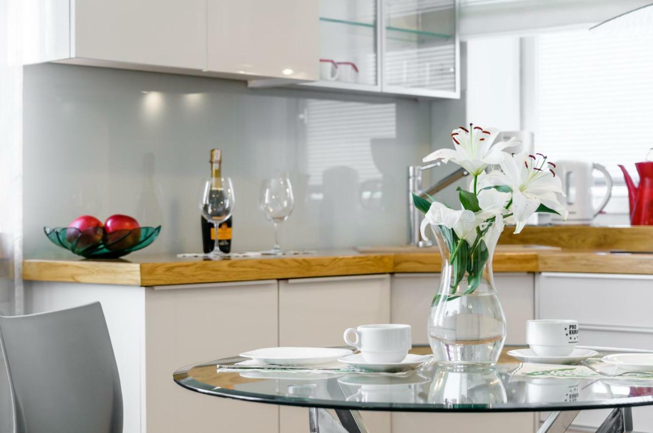 Nr 1 Europa22 Centrum Apartment Old Town Warsaw Stare Miasto Historyczna Kamienica Umiejscowiona W Zabytkowej Czesci Warszawy Obok Parku Multimedialnego I Barbakanu Parking 24H Sniadanie Opcjonaln Breakfast Optional Check In From 14 Pm Parter Ground 외부 사진
