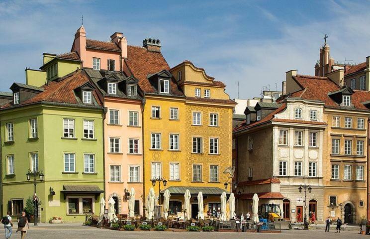 Nr 1 Europa22 Centrum Apartment Old Town Warsaw Stare Miasto Historyczna Kamienica Umiejscowiona W Zabytkowej Czesci Warszawy Obok Parku Multimedialnego I Barbakanu Parking 24H Sniadanie Opcjonaln Breakfast Optional Check In From 14 Pm Parter Ground 외부 사진